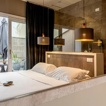 Neko Boutique Hotel 2*